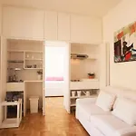 Erida 2 Spanish Steps Rom